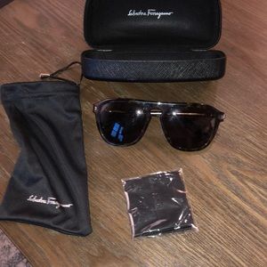 Salvatore Ferragamo sunglasses 55mm